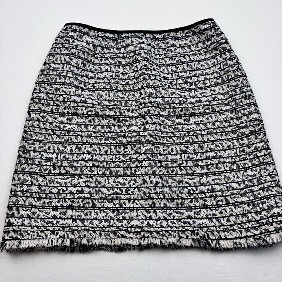 Nanette Lepore Tweed Straight Skirt size 4 Above knee - Picture 5 of 9